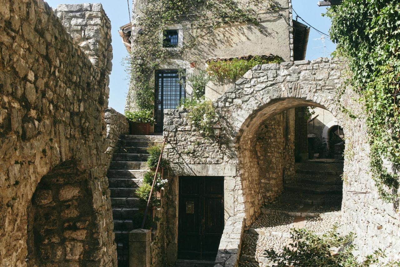 Albergo Diffuso Crispolti Labro Buitenkant foto